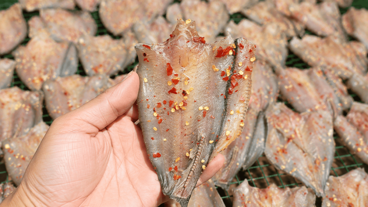 Khô Cá Lóc Miền Tây: Đặc Sản Dai Ngọt, Thơm Ngon, Dễ Chế Biến - Ảnh 9